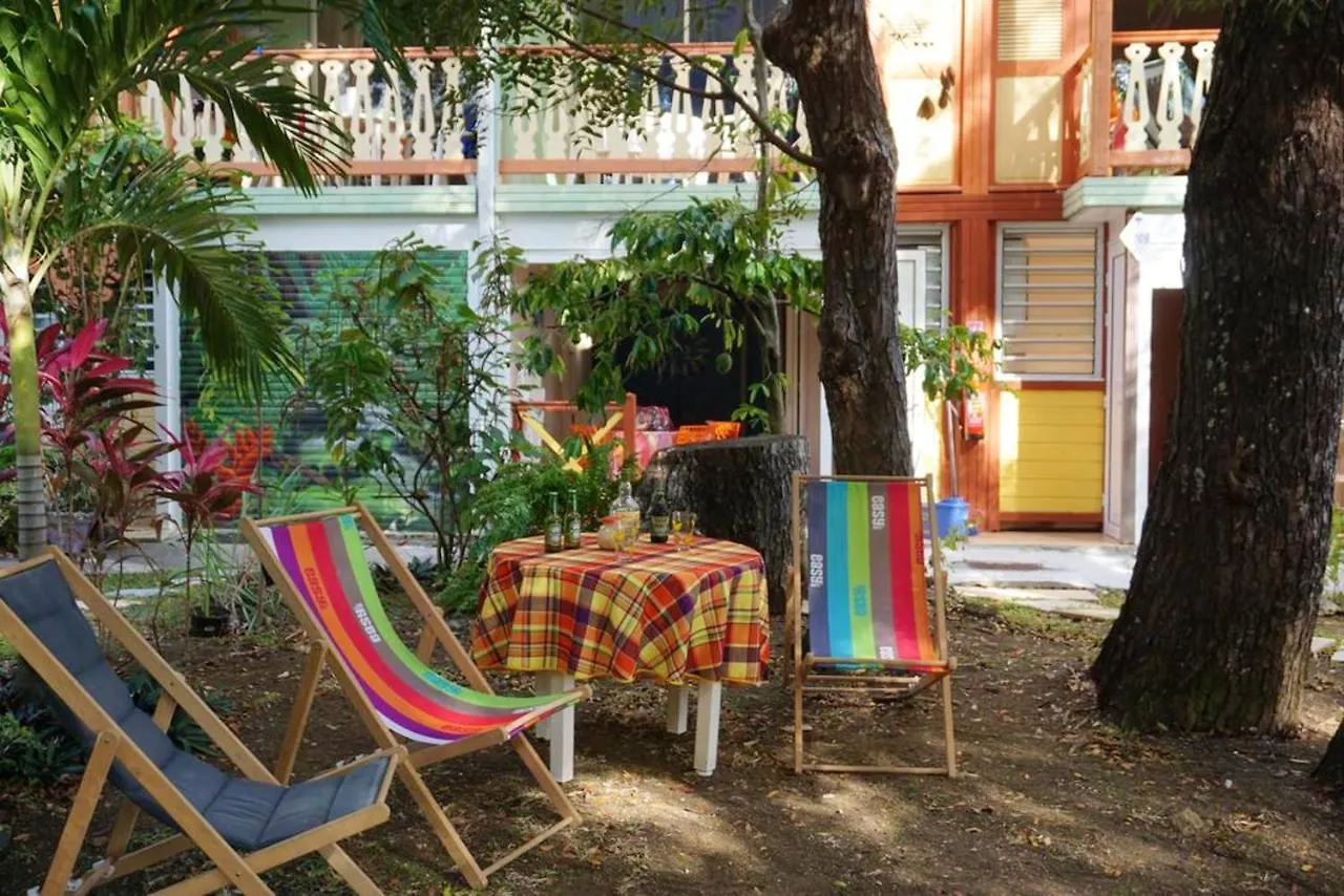 Studio Lumineux A Sainte Anne Avec Piscine Privee - 30 M² 0*, Sainte-Anne Martinique
